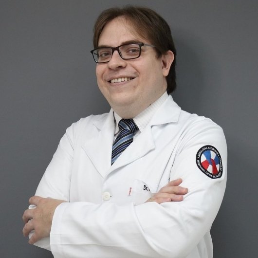 Dr. Murilo Martinez Sampaio