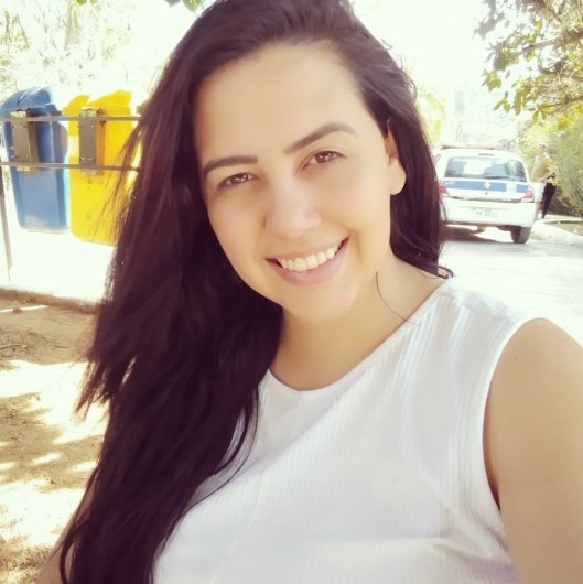 Thais Assis