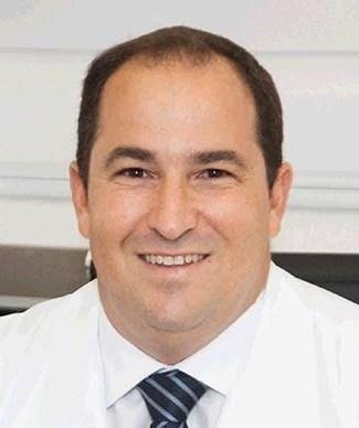 Dr. Gustavo Coffler