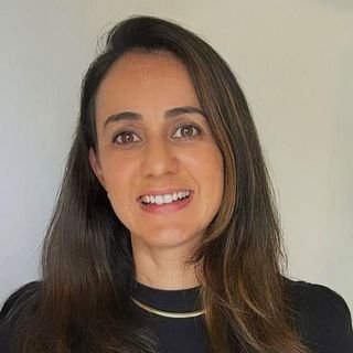 Dra. Márcia Silva Rodrigues