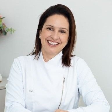 Dra. Adriana Freitas