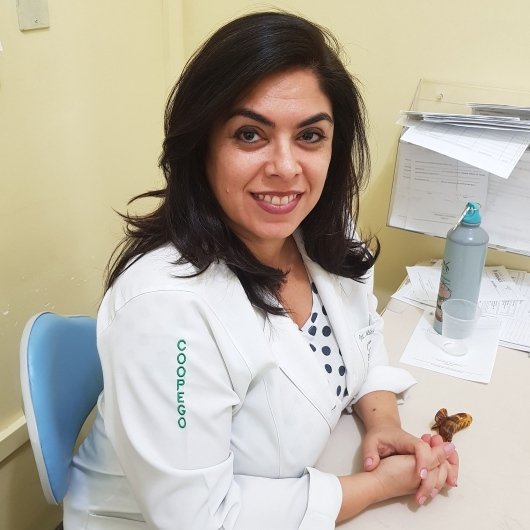 Dra. Alessandra Mara Souza de Menezes