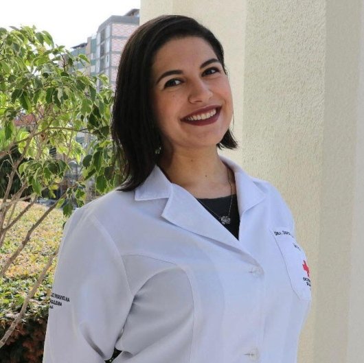 Dra. Deborah Daer