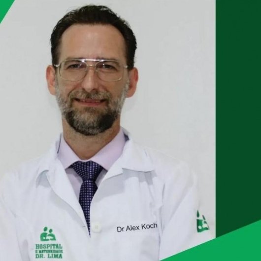 Dr. Alex Koch