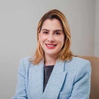 Dra. Maria Fernanda Correia Dalla Pria