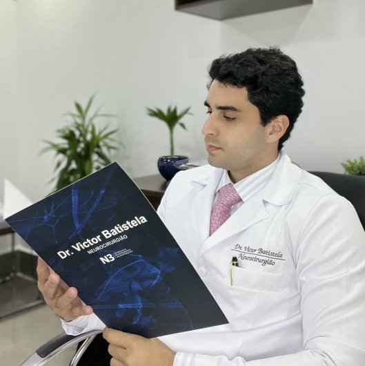 Dr. Victor Batistela