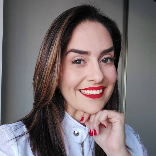Dra. Roberta Sanches Valentin