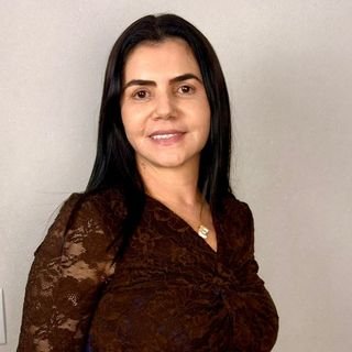 Dra. Eliane de Almeida Queiroz