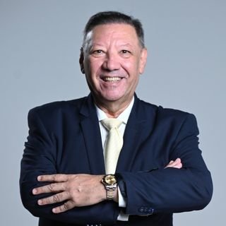 Dr. Marco Mesquita