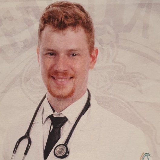 Dr. Victor Henrique Vicentim