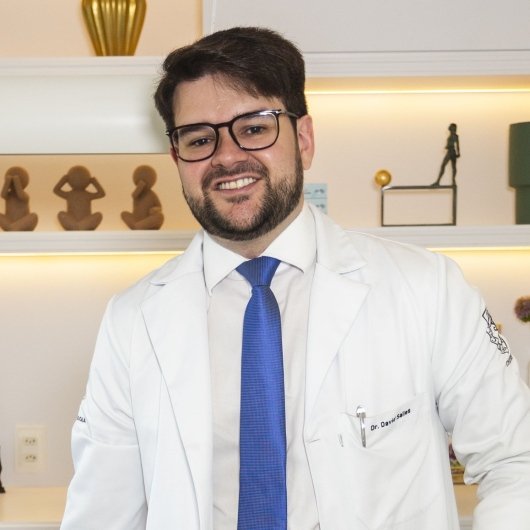 Dr. David Salles