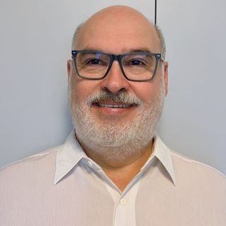 Dr. Joao Luiz de Carvalho Peclat