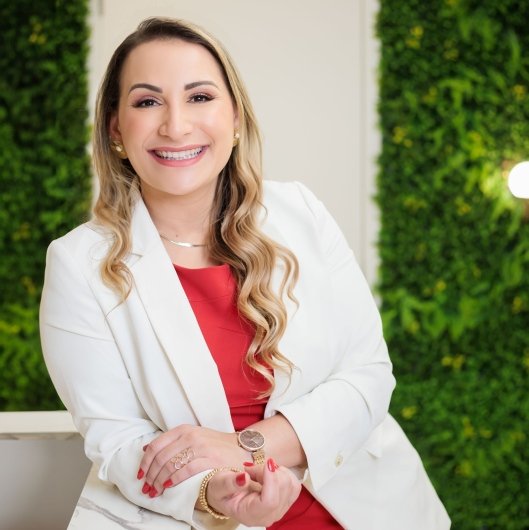 Dra. Paula Camilato