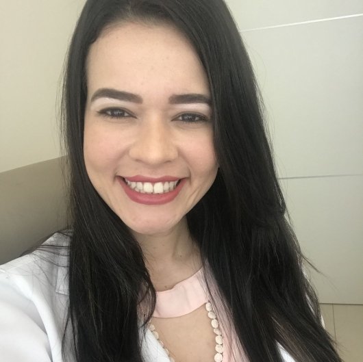 Dra. Renata Trindade Gonçalves