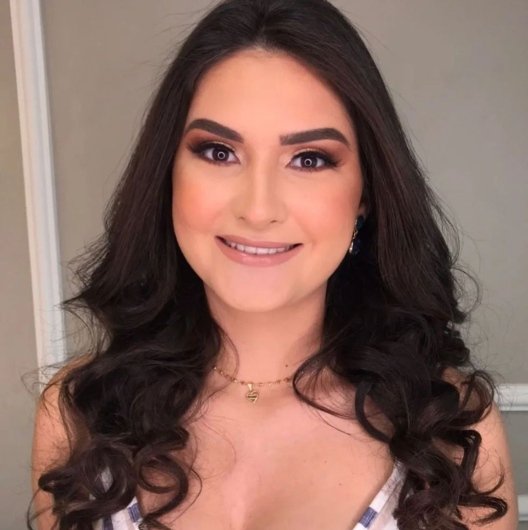 Dra. Carolyne Pessanha