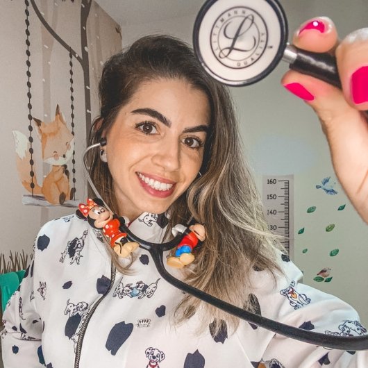 Dra. Juliana Alves Ferreira Chile
