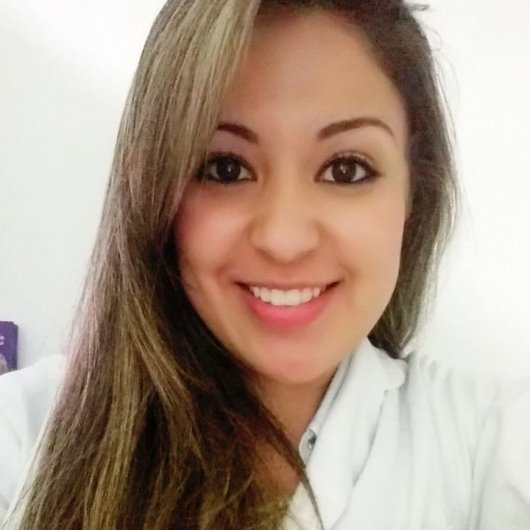 Dra. Thais Andressa Moreira