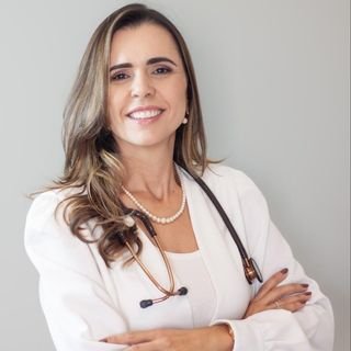 Dra. Michella Assunção Roque