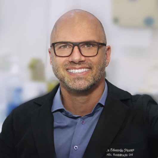 Prof. Eduardo Picanço