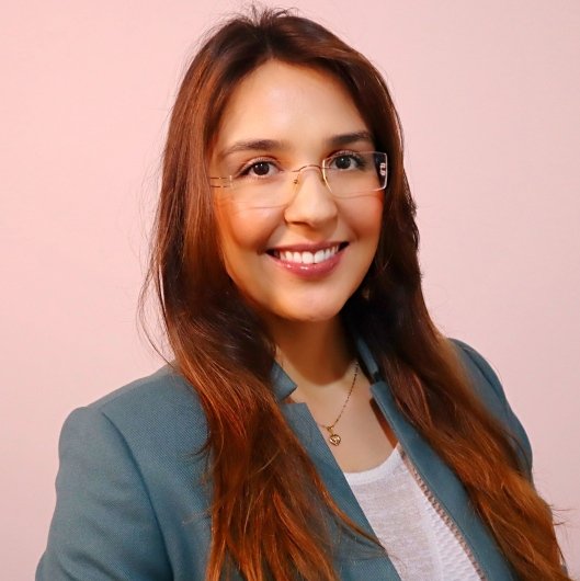 Dra. Rafaella Marques Mendes