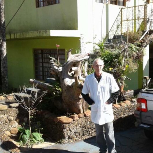 Dr. Edison Sonda