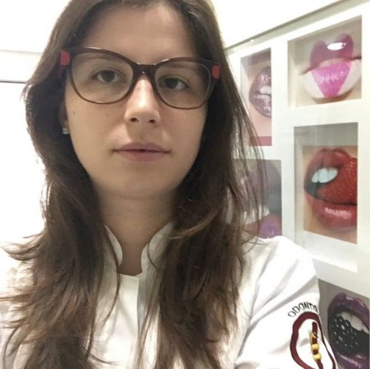 Dra. Karina Prado Caciano
