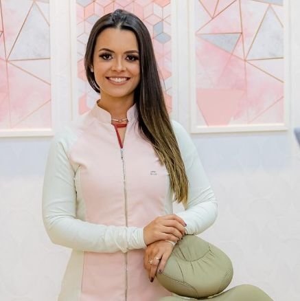 Dra. Paula Carvalho Vasconcelos