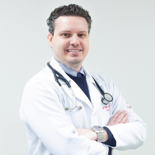 Dr. Fabrício Michalski Velho