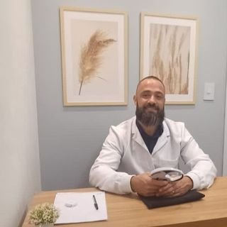 Dr. Leandro Campos