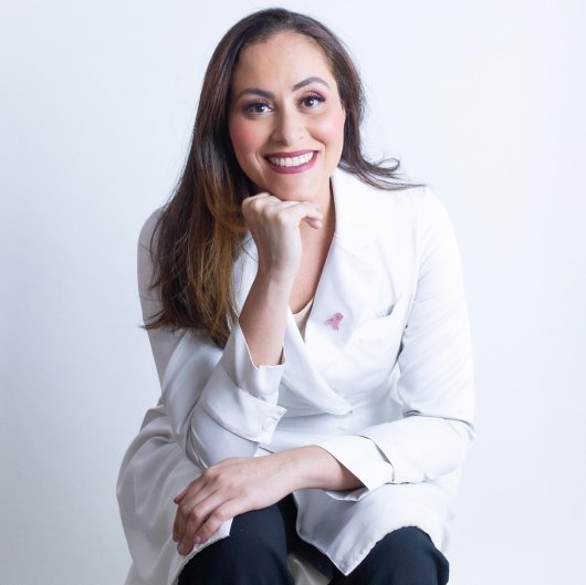 Dra. Aline Oliveira do Espírito Santo