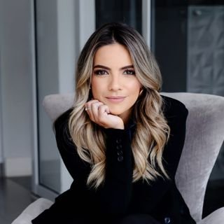 Dra. Lais Muniz Netto