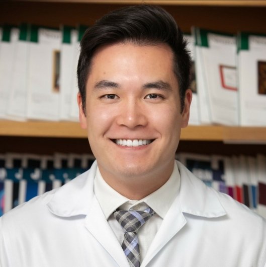 Dr. Marco Nihi