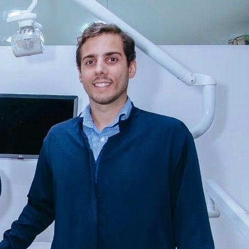 Dr. Renan Gerhard