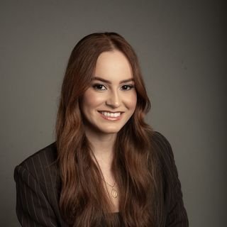 Dra. Fernanda Guimarães Lopes