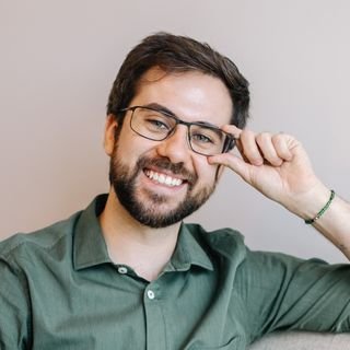 Prof. Lucas Schirmer