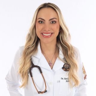 Dra. Manoela Santos Cunha Barbosa