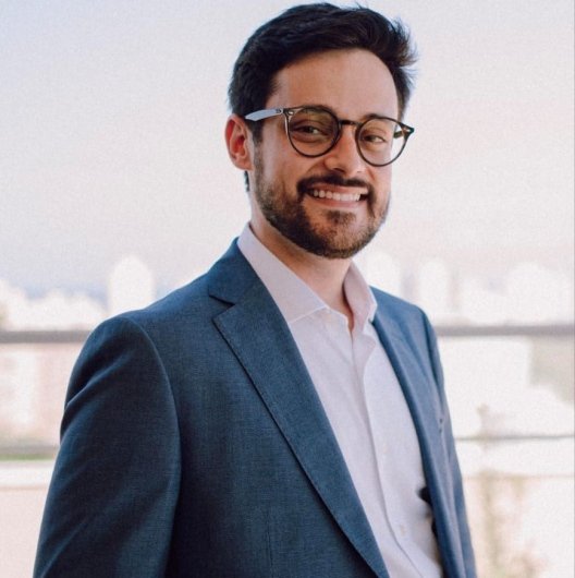Dr. Vinícius Duarte