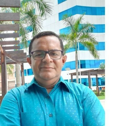 Dr. Sandro Silva