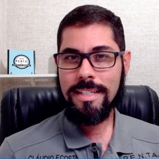 Dr. Cláudio Fernando Costa