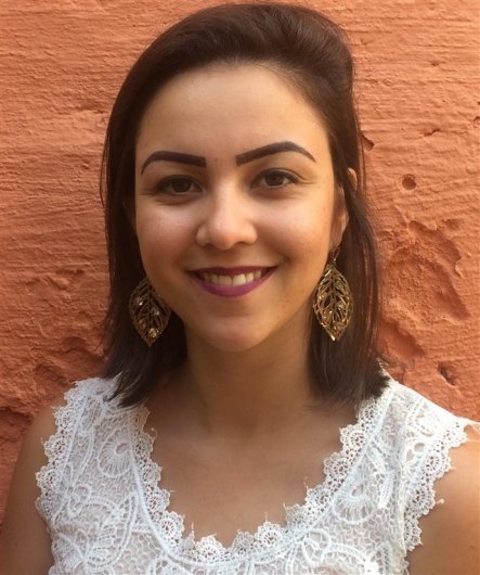 Flávia Cristina Santiago de Oliveira