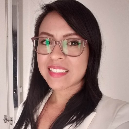Ione Santos