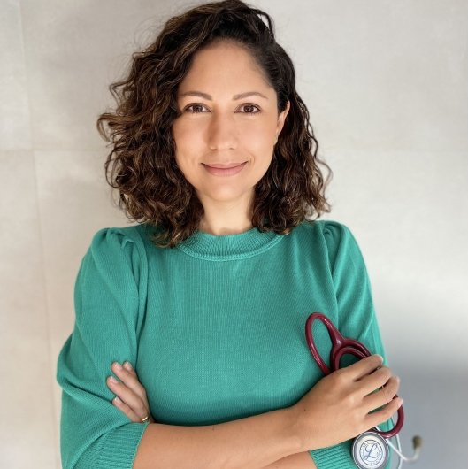 Dra. Nayara Gomes Aguiar