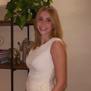 Victória Ferraz
