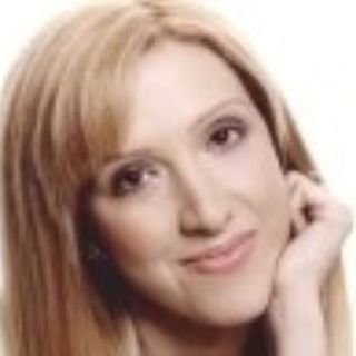 Dra. Adriana Lopes Picazzio