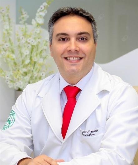 Dr. Carlos Renato Periotto