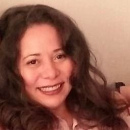 Dra. Adriana Pereira Guedes