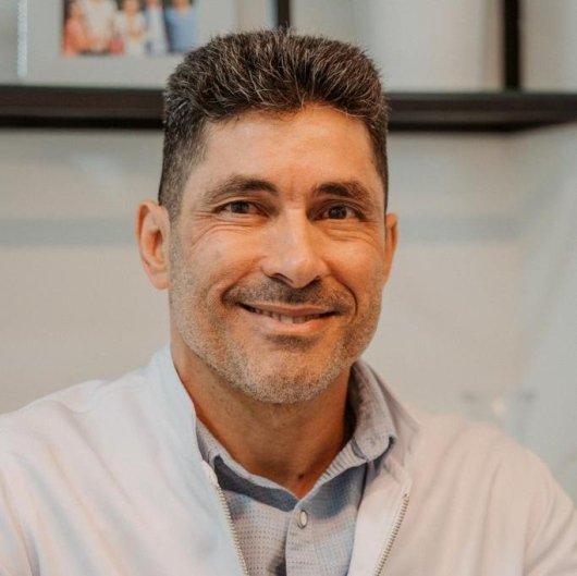 Dr. Marcus Vinicius Esmeraldo Melo