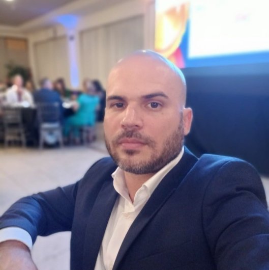 Dr. Eros Olimpio Ivo Albuquerque De Araujo Freitas