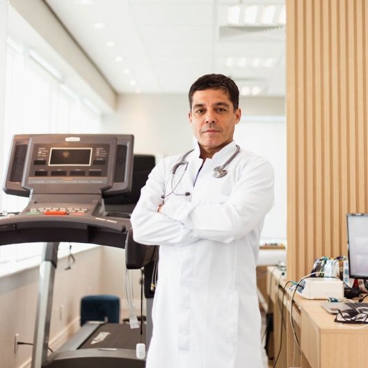 Dr. Marcelo Hirga