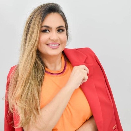 Dra. Marcella Melo